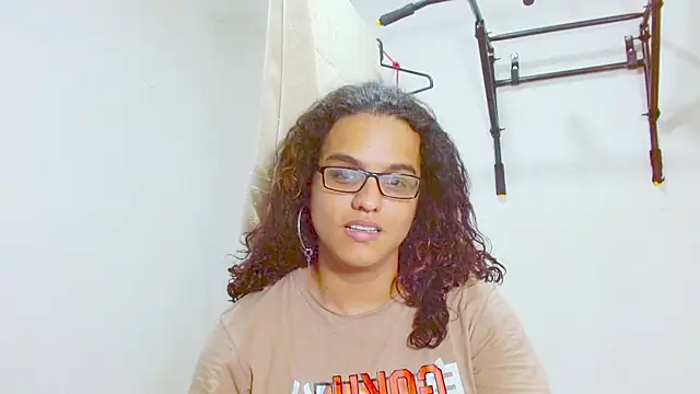 Diane blossom online show from February 2025 12:08:02 AM