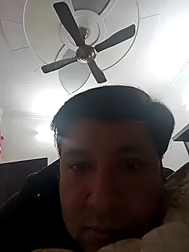 innocentboy1987 online show from March 2025 08:37:02 AM