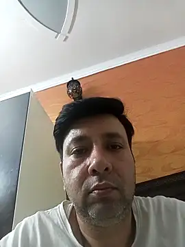 innocentboy1987 online show from May 2026 11:26:02 AM