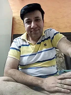 innocentboy1987 online show from May 2026 04:46:02 PM