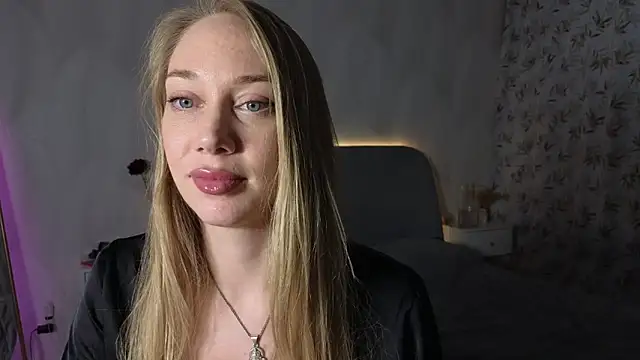 Engel 13 online show from October 2025 05:55:02 PM