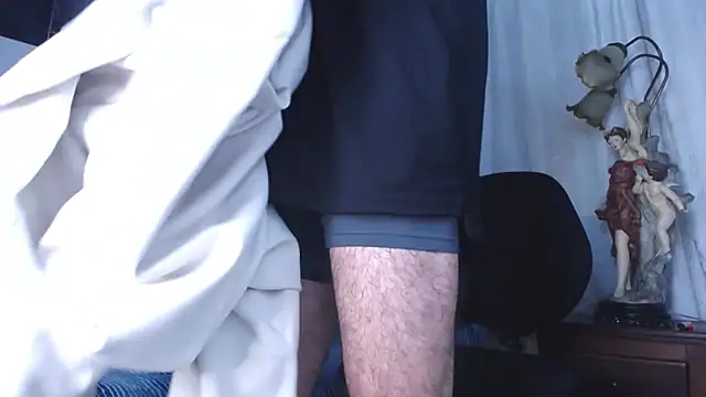 Snapshot of Bull_Xvi chatting on January 2026 02:50:02 AM Bull Xvi online show from January 2026 02:50:02 AM