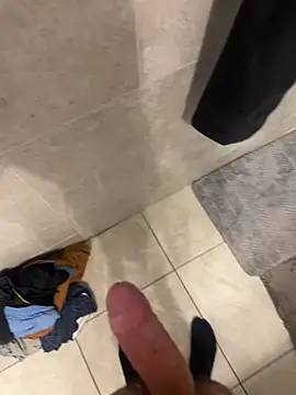 Snapshot of zay_01 chatting on February 2026 05:07:02 PM zay 01 online show from February 2026 05:07:02 PM