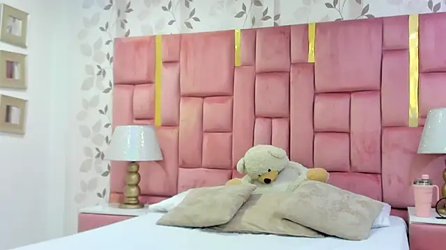 ArianaFranco online show from April 2026 02:03:02 PM