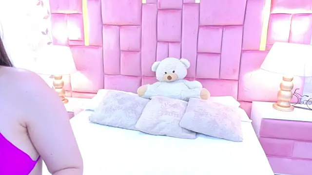 ArianaFranco online show from July 2026 01:19:01 PM
