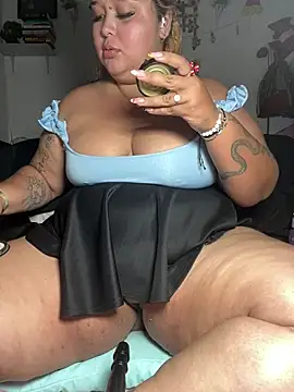 Snapshot of orianna_submissive24 chatting on June 2026 04:16:02 AM orianna submissive24 online show from June 2026 04:16:02 AM