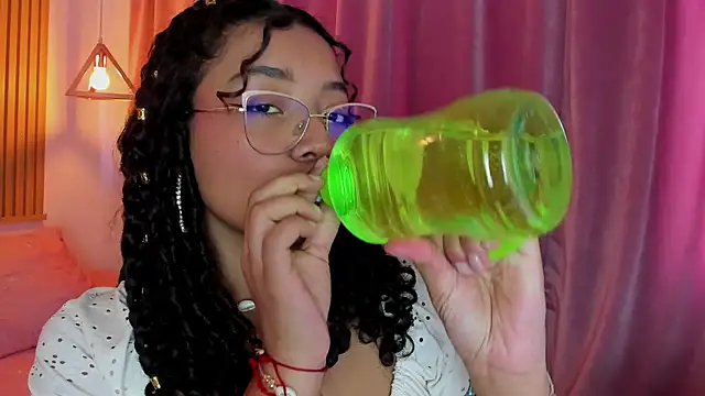 Snapshot of im_morgann chatting on February 2025 02:07:01 PM im morgann online show from February 2025 02:07:01 PM