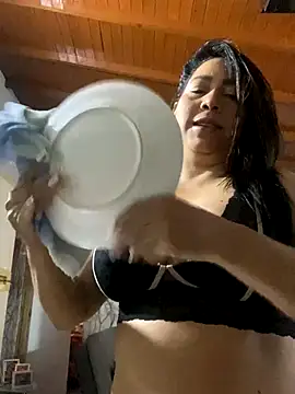 Michelle  taylor online show from October 2025 03:35:02 PM