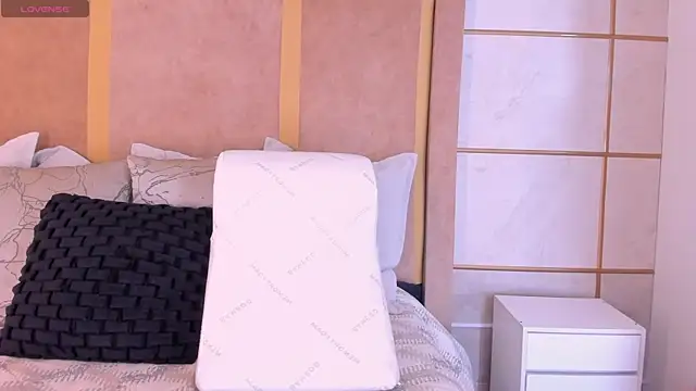 Snapshot of GraceDupont1 chatting on November 2025 11:07:02 PM GraceDupont1 online show from November 2025 11:07:02 PM