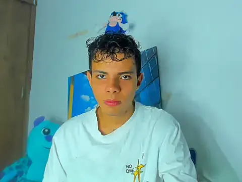 Snapshot of Alessandro_1610 chatting on March 2025 05:00:02 AM Alessandro 1610 online show from March 2025 05:00:02 AM