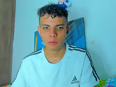 Snapshot of Alessandro_1610 chatting on March 2025 09:02:02 AM Alessandro 1610 online show from March 2025 09:02:02 AM