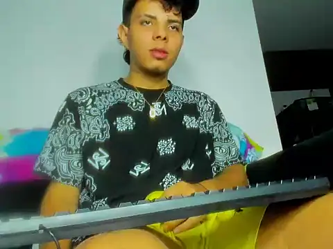 Snapshot of Alessandro_1610 chatting on September 2025 02:13:02 AM Alessandro 1610 online show from September 2025 02:13:02 AM