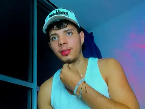 Snapshot of Alessandro_1610 chatting on September 2025 06:19:02 AM Alessandro 1610 online show from September 2025 06:19:02 AM