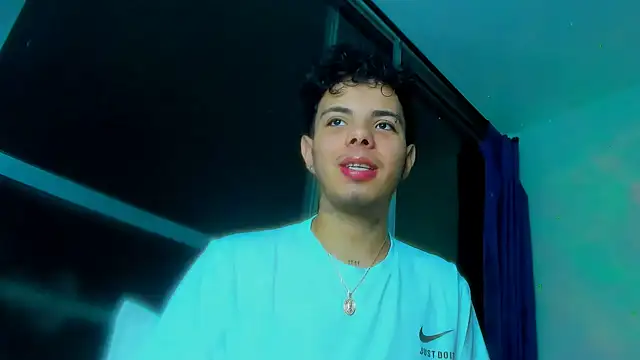 Snapshot of Alessandro_1610 chatting on October 2025 03:07:01 AM Alessandro 1610 online show from October 2025 03:07:01 AM