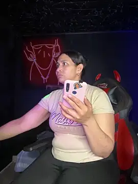 Carola-Ross online show from March 2025 02:26:01 AM