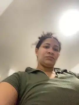 Carola-Ross online show from February 2026 05:24:01 PM