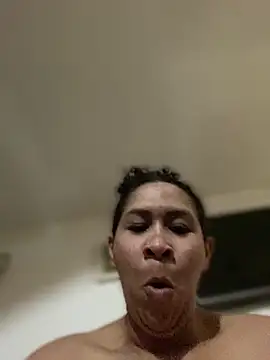 Carola-Ross online show from March 2026 02:42:01 PM