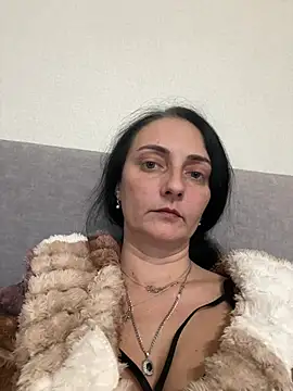 Snapshot of Miroslava1247 chatting on April 2026 03:24:01 PM Miroslava1247 online show from April 2026 03:24:01 PM