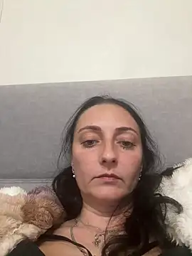 Snapshot of Miroslava1247 chatting on May 2026 01:08:02 PM Miroslava1247 online show from May 2026 01:08:02 PM