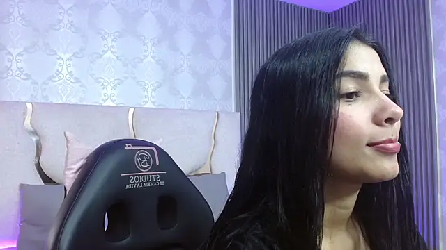 Snapshot of Gaby_tay1 chatting on November 2025 03:39:01 AM Gaby tay1 online show from November 2025 03:39:01 AM