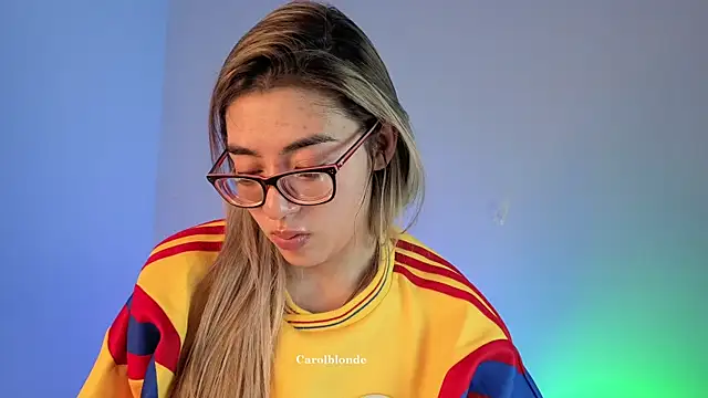 Carolblonde online show from July 2026 06:30:01 AM