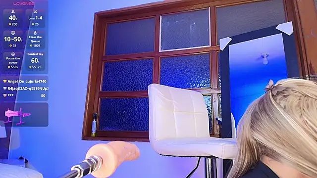 luciana hunters online show from May 2026 12:43:02 PM