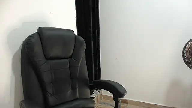 StephyJones1 online show from January 2026 05:04:01 PM