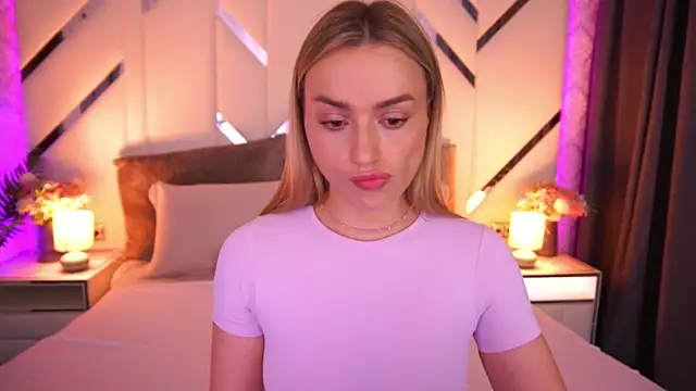 LindsieGreyy online show from June 2026 12:31:02 PM