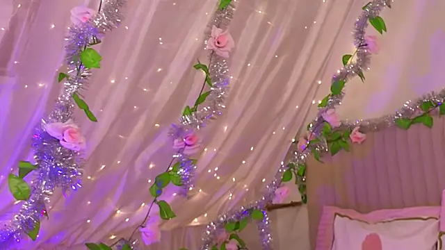 Snapshot of JoYung chatting on December 2025 04:20:03 AM JoYung online show from December 2025 04:20:03 AM