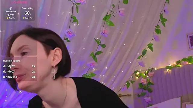 Snapshot of JoYung chatting on February 2026 04:33:01 AM JoYung online show from February 2026 04:33:01 AM