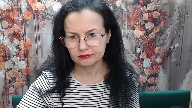 Miroslava Happi online show from March 2026 06:43:02 AM