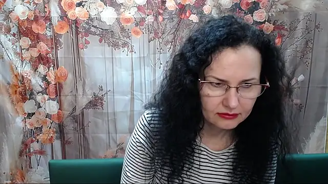 Miroslava Happi online show from March 2026 06:19:02 AM