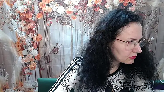 Miroslava Happi online show from April 2026 05:52:01 AM