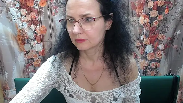 Miroslava Happi online show from July 2026 03:03:02 PM