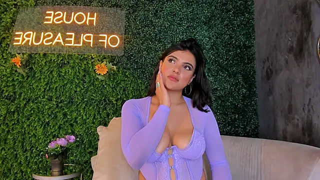 Snapshot of emmiily_z chatting on March 2025 06:37:01 AM emmiily z online show from March 2025 06:37:01 AM