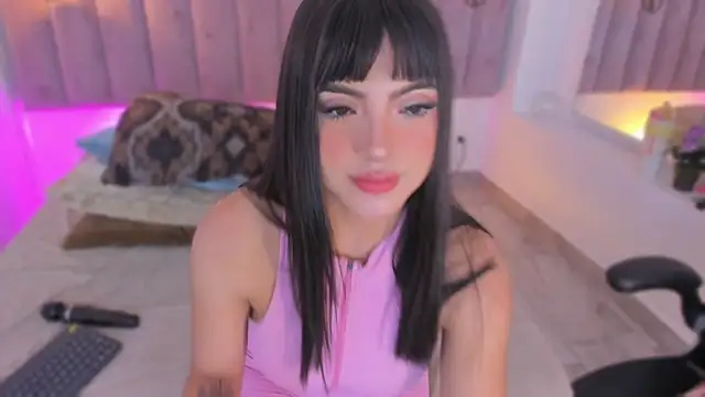 Snapshot of emmiily_z chatting on July 2026 08:15:02 PM emmiily z online show from July 2026 08:15:02 PM
