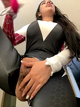 KarolVega- online show from October 2025 03:02:01 PM