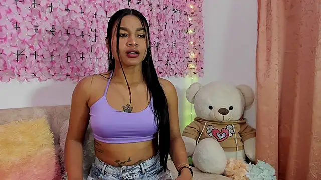 Lynda Bonnie online show from October 2025 11:44:02 AM