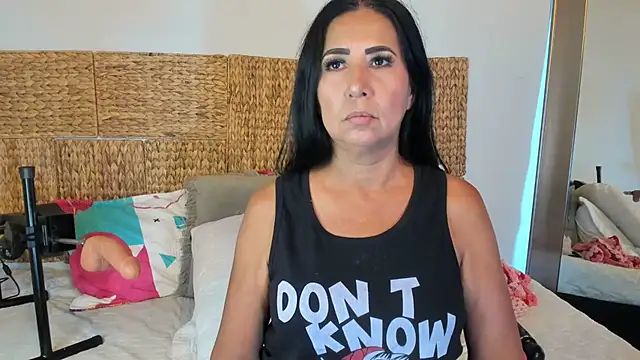 Jackiehmilf52 online show from June 2026 01:27:01 PM