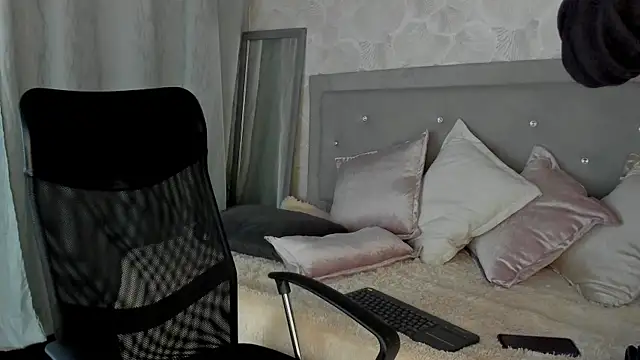 Luke Diaz7 online show from March 2025 01:53:02 AM