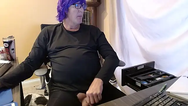 olderandwiser2 online show from December 2025 04:05:01 PM