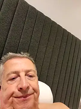 Snapshot of mann4u147 chatting on March 2026 11:32:02 PM mann4u147 online show from March 2026 11:32:02 PM