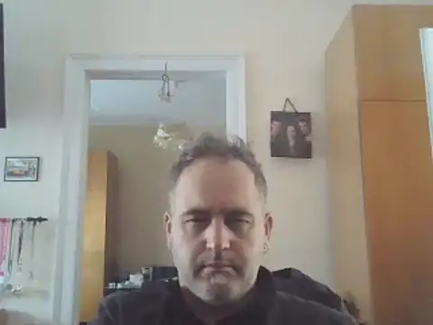 Szolga10 online show from September 2025 09:58:01 AM