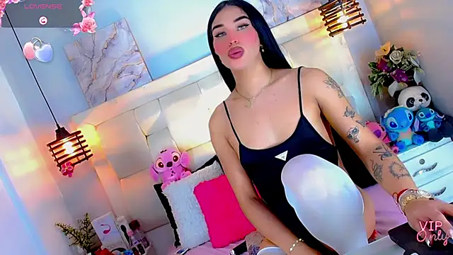 BelovedChain01 online show from April 2026 10:40:02 AM
