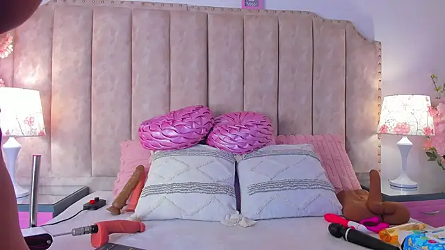 BrithanyParker  online show from February 2026 04:53:02 AM