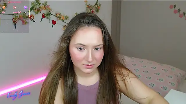 Snapshot of EmilyxxGraces chatting on May 2026 10:59:02 PM EmilyxxGraces online show from May 2026 10:59:02 PM