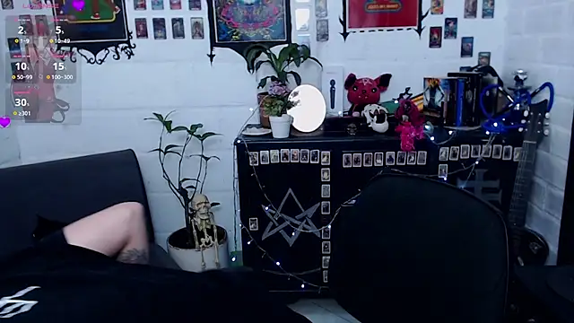 Snapshot of Nyx_Blackmoon chatting on March 2025 01:59:02 PM Nyx Blackmoon online show from March 2025 01:59:02 PM