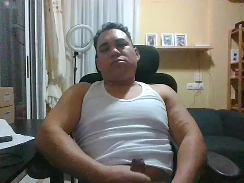 Aquilestengo online show from February 2026 02:39:02 AM