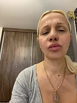 DeboraXporn online show from February 2026 07:04:01 AM