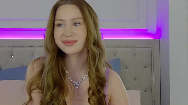 Snapshot of Jackie_White_ chatting on October 2025 02:44:01 AM Jackie White online show from October 2025 02:44:01 AM